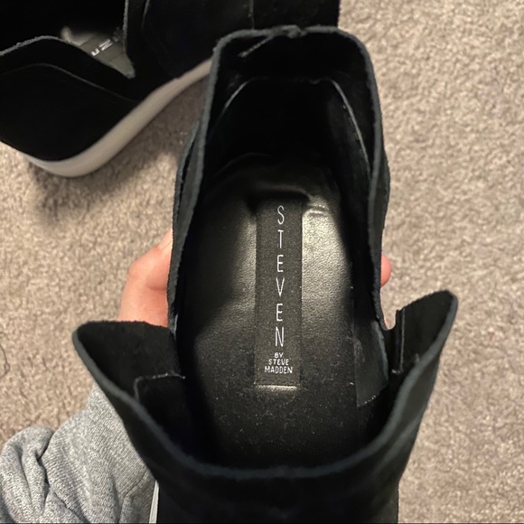 Steven by Steve Madden Barker Suede Sneaker - Picture 5 of 6